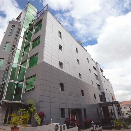 Phoenicia Suites Wupa Luaran gambar