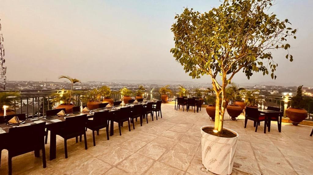 Phoenicia Suites Wupa Luaran gambar