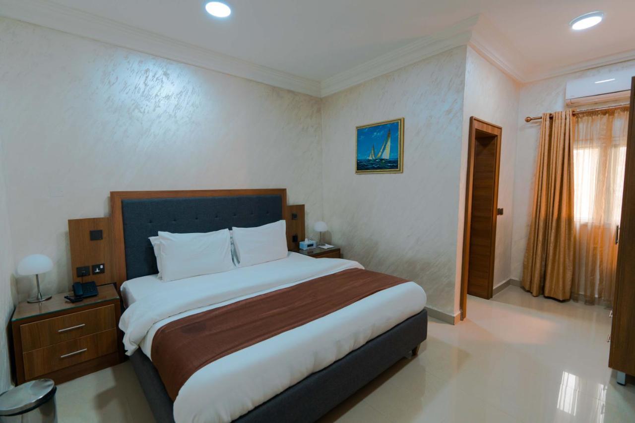 Phoenicia Suites Wupa Luaran gambar